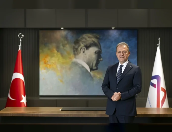 Mersin Büyükşehir Belediye Başkanı Vahap Seçer: “Atatürk’ün Aydınlanma Yolunu Güçlendirmek Ortak Sorumluluğumuzdur”