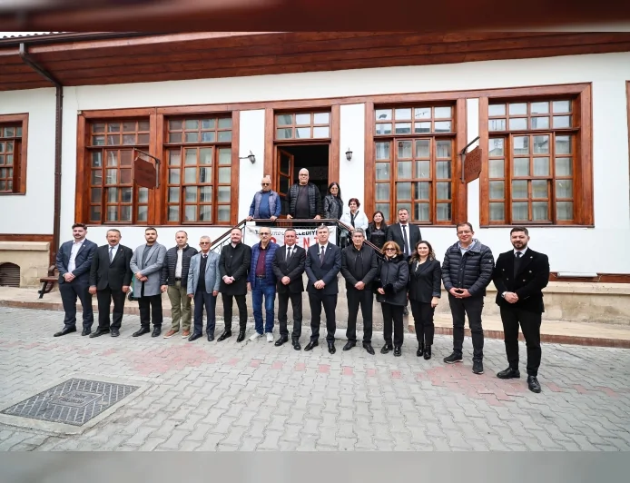 Burdur Belediyesi Kent Lokantası’nda Atatürk’ün Anısına Öğle Yemeği Ücretsiz Sunuldu