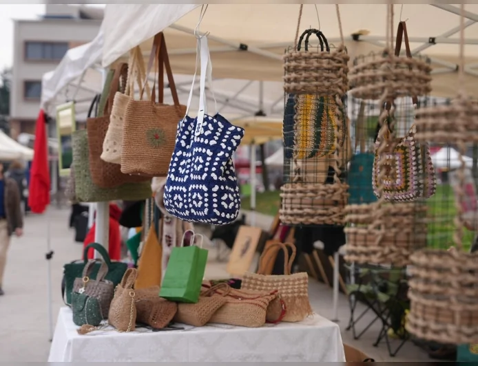 Düzce Millet Bahçesi Üretim Şenliği 24 Kasım Öğretmenler Günü Özel Konseptiyle Ziyaretçilerini Ağırladı