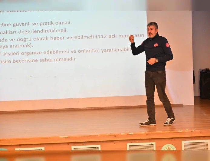 Manisa Büyükşehir Belediyesi İlk Yardım Eğitiminde Personelin Acil Durum Müdahale Becerilerini Uygulamalı Olarak Güçlendirdi