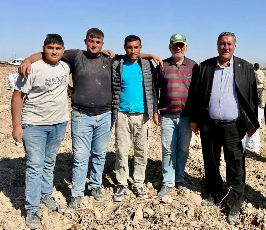 CHP Niğde Milletvekili Ömer Fethi Gürer: “Çiftçi, Tarlada Kazanamayınca Amele Oluyor”