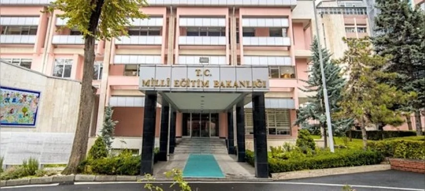 Millî Eğitim Bakanlığı Kasım Ayı “Aile Eğitim Bülteni”ni Yayımladı: Çocuğun Duygusal Farkındalığına Odaklanıldı