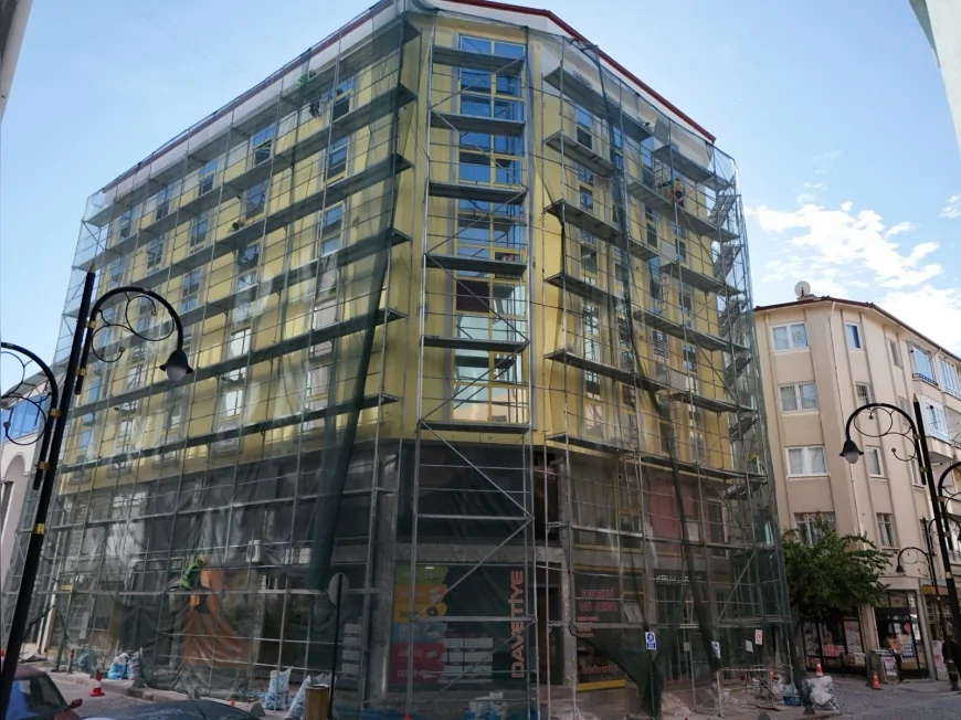 Tarihi Kültür Yolu Projesinde Yeni Dönem: Çorum Belediyesi Cephe Sağlıklaştırma Çalışmalarına Başladı