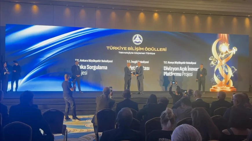 İnegöl Belediyesi’nin “Afet Çantası Mobil Uygulaması” Türkiye Bilişim Ödülleri’nde Başarı Ödülüne Layık Görüldü