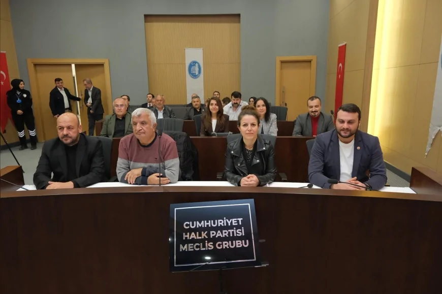 Çorum Belediye Başkanı Halil İbrahim Aşgın: “75 yaşındaki teyzeye sinkaflı söz söyleyen pazarcının tezgâhını kapatmak zorundaydık”