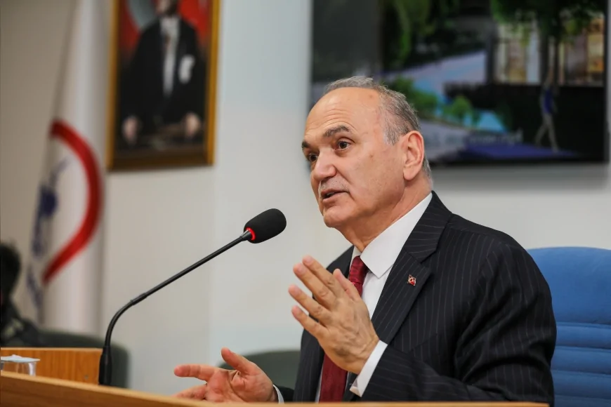 Düzce Belediye Başkanı Dr. Faruk Özlü: “Kendimizi klasik belediyecilik işleriyle sınırlamayacağız, geleceğe matuf vizyon projelerle yolumuza devam edeceğiz”