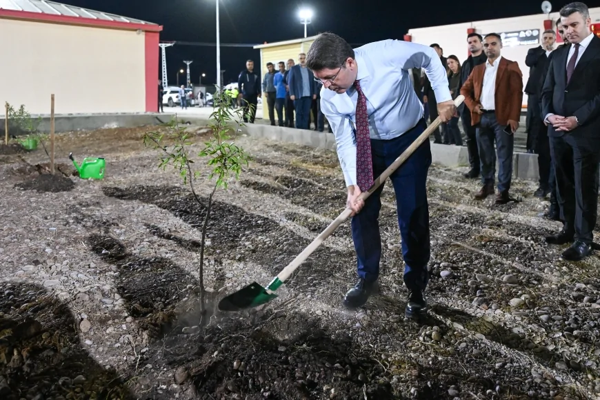 Adalet Bakanlığı Tarım Mükemmeliyet Merkezi Adıyaman’da Üretime Katkı Sağlıyor