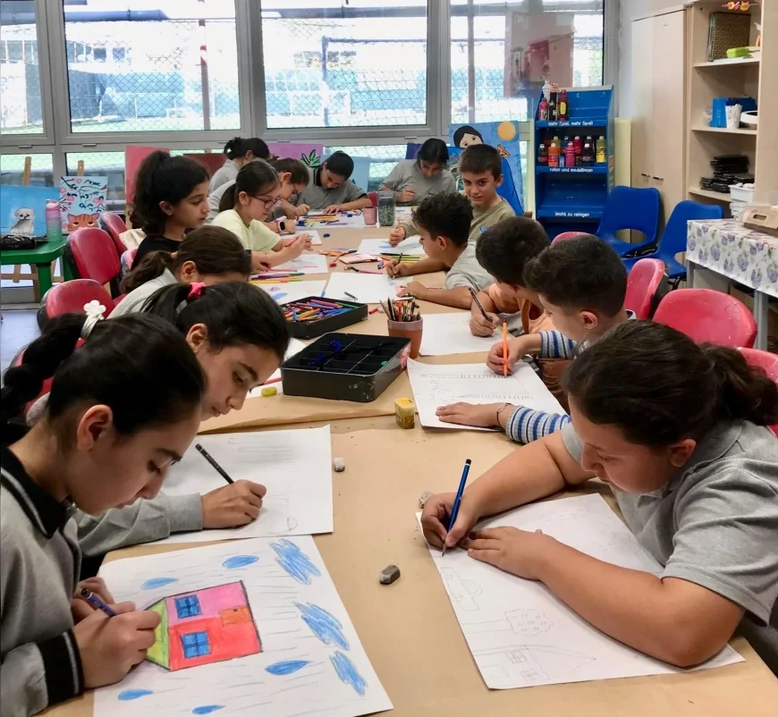 İzmir Büyükşehir Belediyesi Çocuk Merkezleri Yeni Döneme Başladı: 7-14 Yaş Arası Çocuklar İçin Eğitim, Oyun ve Sanat Bir Arada