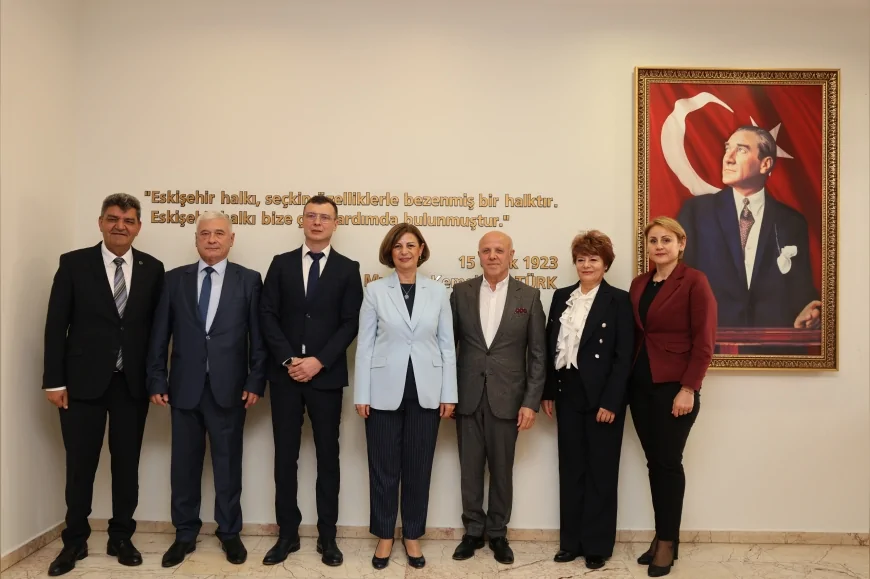 Bulgaristan Stara Zagora Heyetinden Eskişehir Büyükşehir Belediye Başkanı Ayşe Ünlüce’ye Dostluk ve İş Birliği Ziyareti
