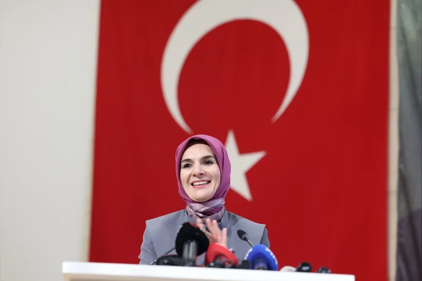 Aile ve Sosyal Hizmetler Bakanı Mahinur Özdemir Göktaş: “Kasım ayına ilişkin 7,11 milyar liralık yaşlı ve engelli aylıklarını hesaplara yatırmaya başladık”