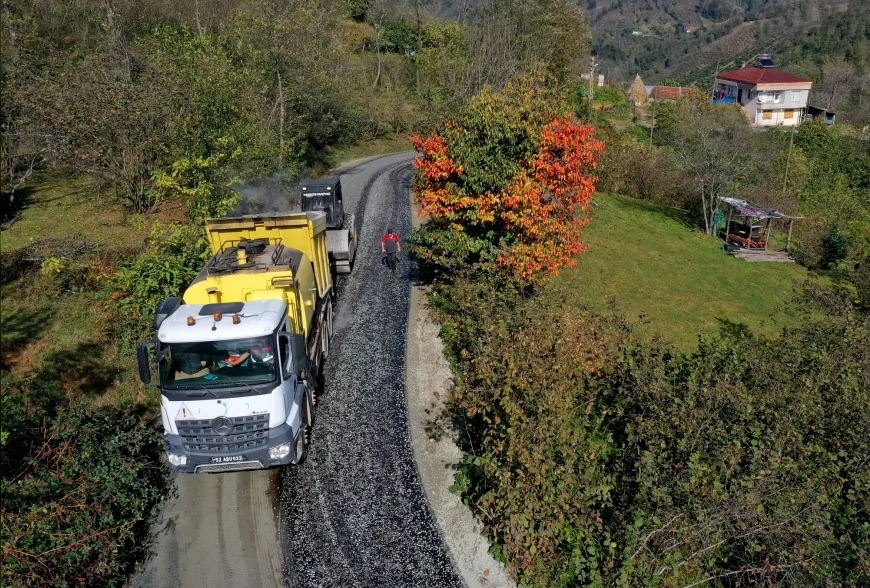 Ordu Büyükşehir Belediyesi Perşembe Tepeköy Mahallesi’nde 1,7 Kilometrelik Asfalt Çalışmasını Tamamladı