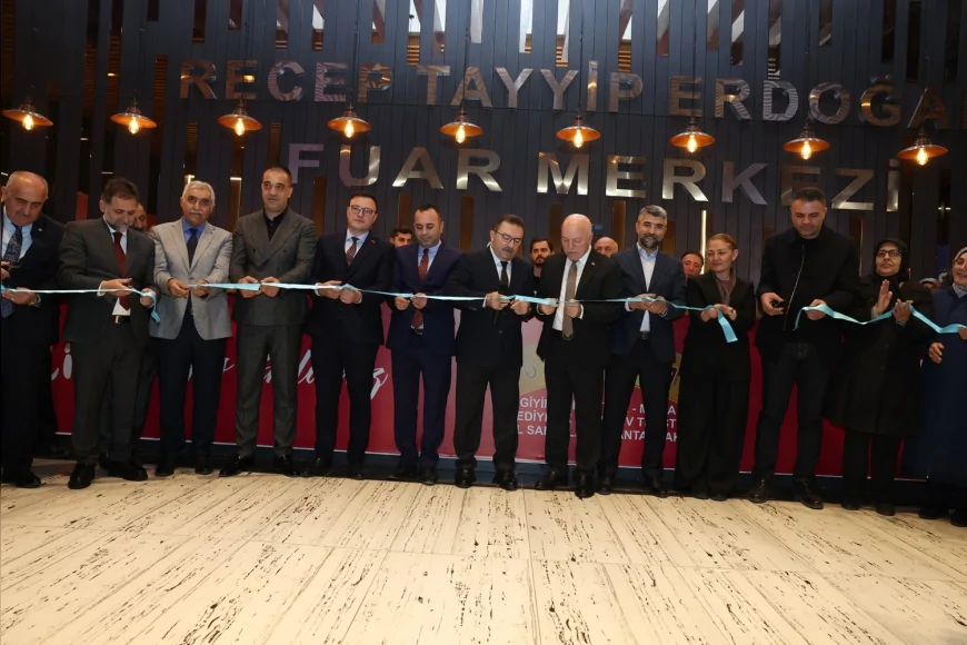 Erzurum Büyükşehir Belediye Başkanı Mehmet Sekmen: “Erzurum Alışveriş Festivali üreticisiyle tüketicisini buluşturan bir gönül köprüsüdür”