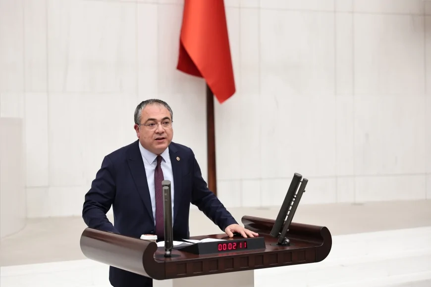 CHP Aydın Milletvekili Evrim Karakoz: “Burs ve krediler öğrencinin temel ihtiyaçlarını karşılamaktan uzak”