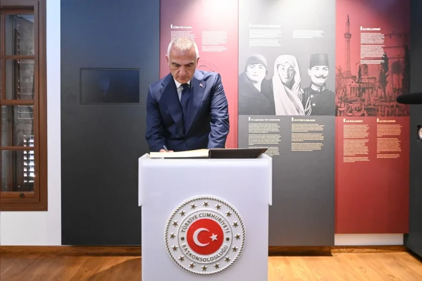 Kültür ve Turizm Bakanı Mehmet Nuri Ersoy: “Atatürk’ün aziz hatırasına duyduğumuz saygının bir nişanesidir”