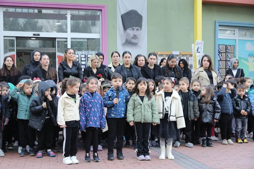 Keçiören’de Minik Yüreklerden Büyük Anma: Çocuklar 10 Kasım’da Atatürk’ü Sevgi ve Saygıyla Andı