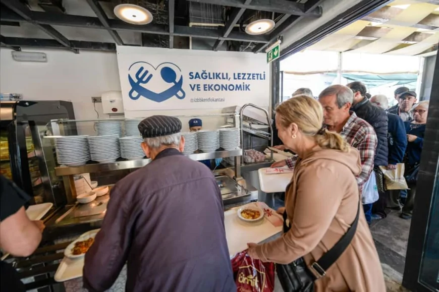 İzmir Büyükşehir Belediyesi 10 Kasım’da Kent Lokantaları’nda Ücretsiz Yemek İkram Etti