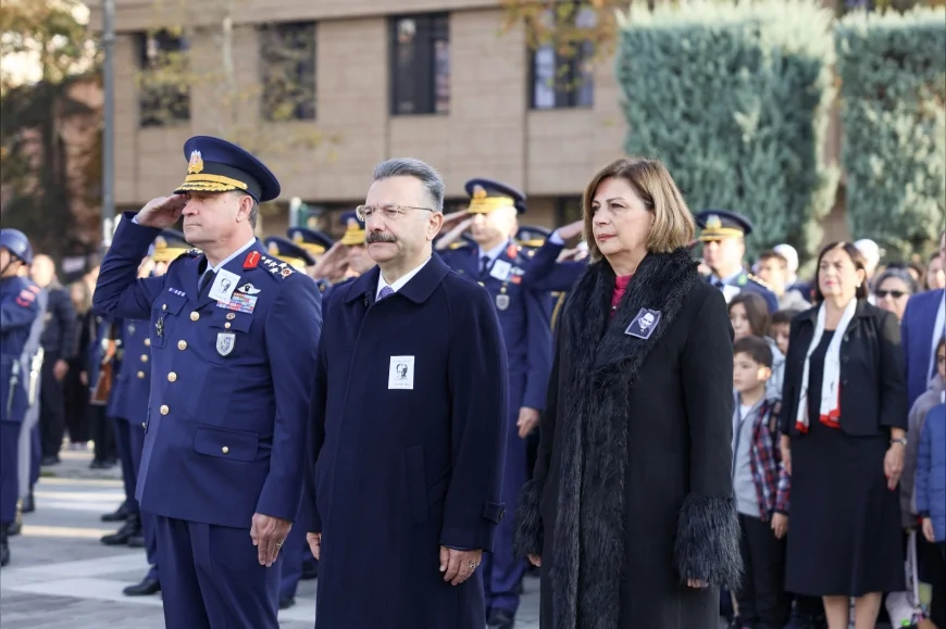 Eskişehir’de Atatürk’ün Ebediyete İntikalinin 87. Yılı Saygı ve Minnetle Anıldı