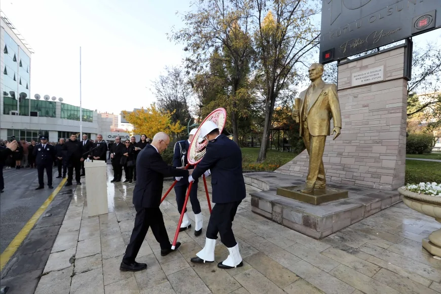 Yenimahalle’de 09.05’te Hayat Durdu: Atatürk Ölümünün 87’nci Yılında Törenlerle Anıldı