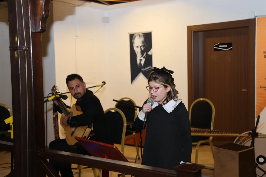 Marmaris’te “Ata’ya Saygı Gecesi” Duygu Dolu Anlara Sahne Oldu