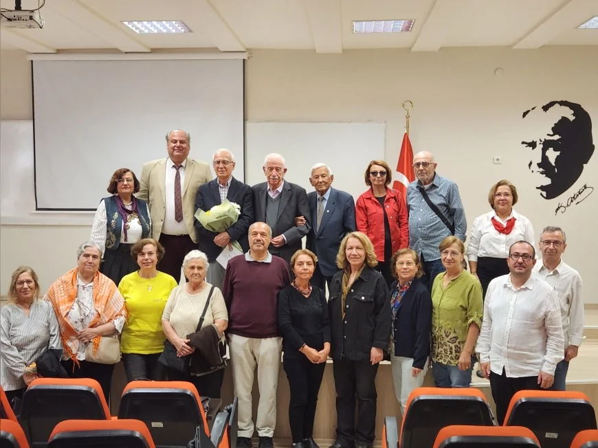 Ege Üniversitesi Güneş Enerjisi Enstitüsünde “Cumhuriyet Eğitiminde Öğretmen” Söyleşisi: Hidayet Karakuş’tan Atatürk’ün Eğitim Devrimine Vurgu