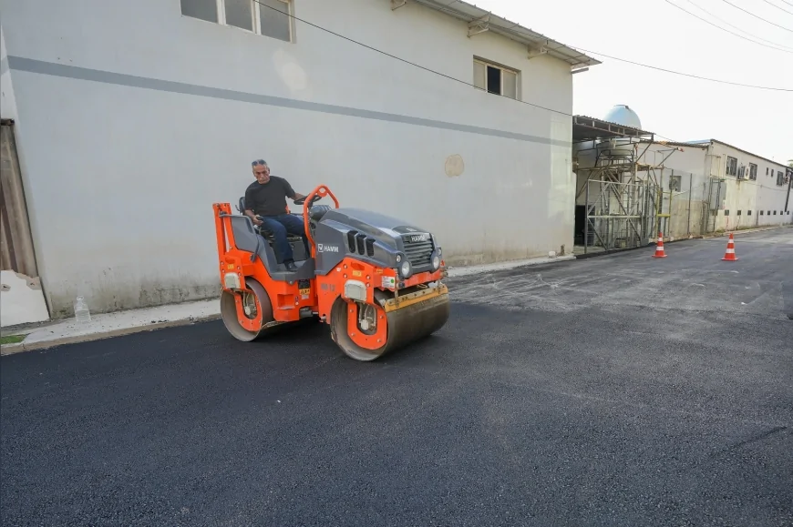 Gaziemir Belediyesi Kış Öncesi Asfalt Seferberliği Başlattı: İki Ayda 137 Noktada 4 Bin 472 Metrekare Yol Yenilendi