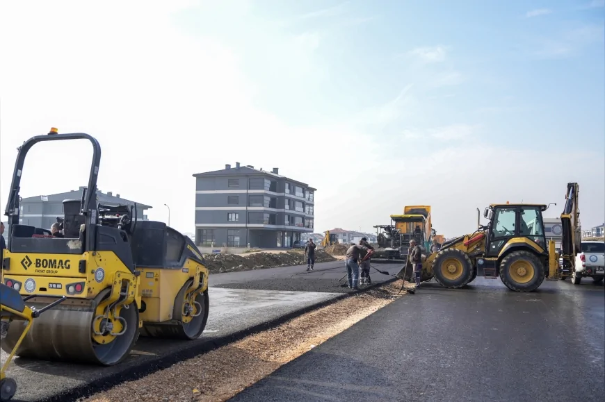 Eskişehir Büyükşehir Belediyesi 1500 Bulvarı ve Çevresinde Ulaşımı Rahatlatacak Çalışmaları Sürdürüyor