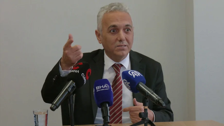 HEKİMSEN GENEL BAŞKANI DR. ADİL KURBAN: “SİYASETİN ARKA BAHÇESİ OLMAYAN YENİ KONFEDERASYONLA TÜRKİYE’DE REFORM BAŞLATACAĞIZ”