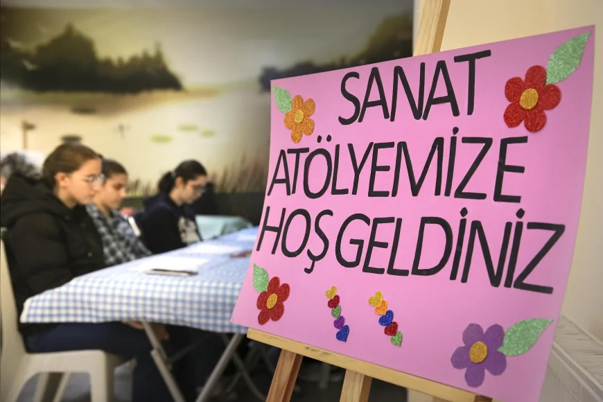 Ankara Büyükşehir Belediyesi Ara Tatilde Gençlere Yönelik Gelişim Programıyla Öğrencileri Atölyelerde ve Müze Gezilerinde Buluşturdu