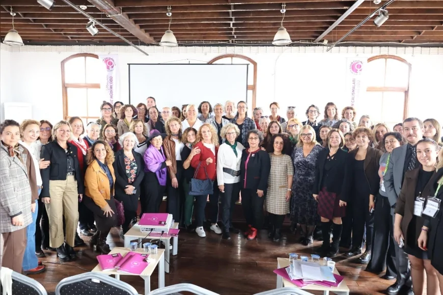 İzmir Büyükşehir Belediyesi 30 Sivil Toplum Kuruluşuyla Toplumsal Cinsiyet Eşitliği Çalışmalarını Güçlendirmek İçin Bir Araya Geldi