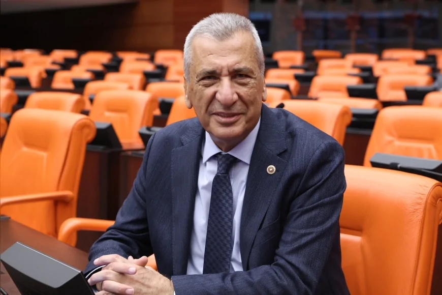 CHP Gaziantep Milletvekili Hasan Öztürkmen: “15 bin öğretmen ataması eğitimdeki devasa açığı kapatmaya yetmez”