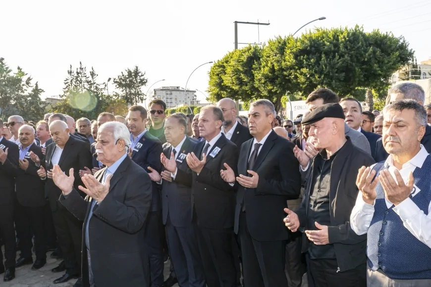 Mersin Büyükşehir Belediye Başkanı Vahap Seçer Kız Kardeşi Doç Dr Arzu Seçeri Tarsus Güney Mezarlığında Son Yolculuğuna Uğurladı