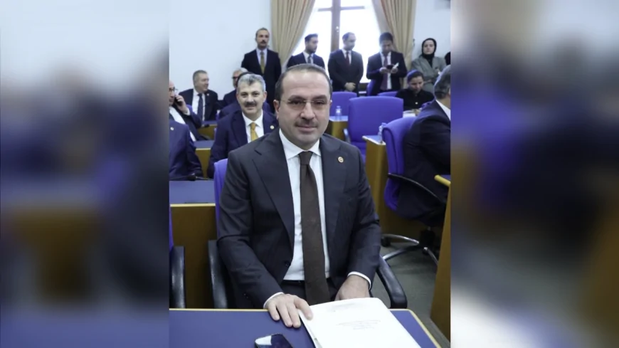 AK Parti İzmir Milletvekili Yaşar Kırkpınar: “Terörsüz Türkiye süreciyle acı ve gözyaşı dolu dönemi kapatıp huzur ve kardeşliğin kapısını aralayacağız”