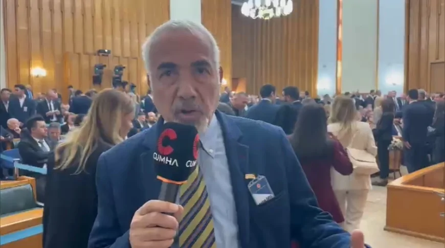 Gelecek Partisi’nden Ayrılan İstanbul Milletvekili Doğan Demir CHP Grup Toplantısında Partiye Katılarak Milletvekili Sayısını 136’ya Yükseltecek