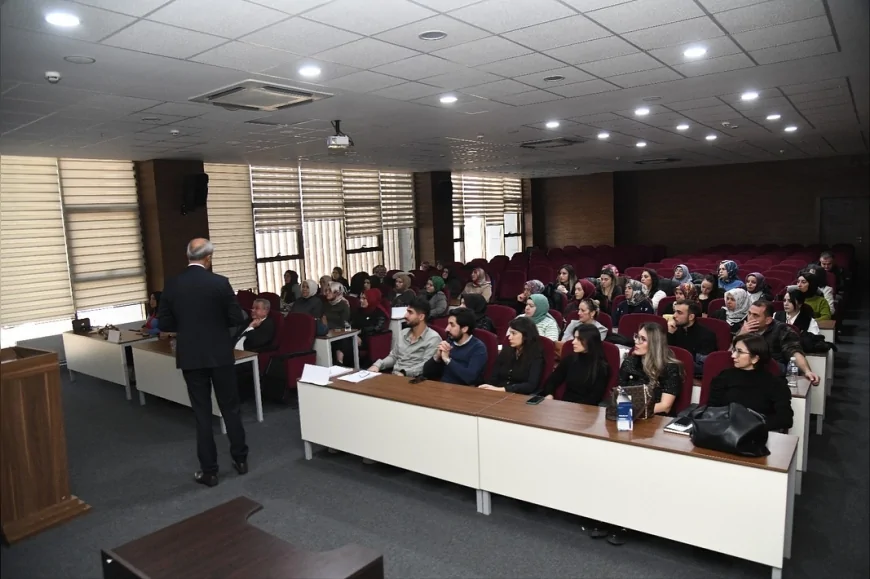 Pursaklar Belediyesi Nezaket Okulu Öğretmenlerine Özel Eğitim Modellerini Anlatan Kapsamlı Seminerle Eğitimde Yeni Bir Adım Attı