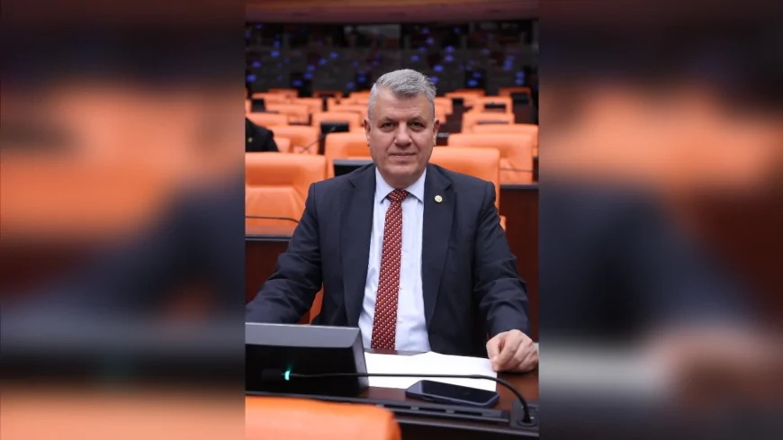 CHP Adana Milletvekili Ayhan Barut: “Zirai don sonrası 150 milyar liralık kayıp var; hurma ve greyfurt üreticisi kapsam dışı bırakıldı, çiftçinin sesi artık duyulmalıdır”