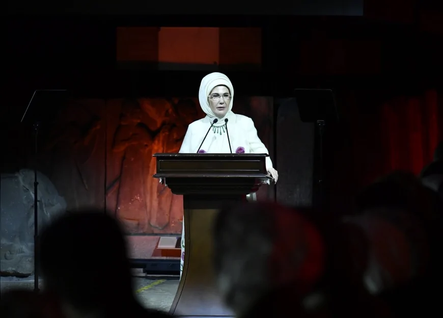 Kültürel Mirasın Yeniden Doğuşu Sergisi Ankara’da Açıldı: Emine Erdoğan “Sof kumaşı medeniyetimizin ruhunu ve belleğini dokur” dedi
