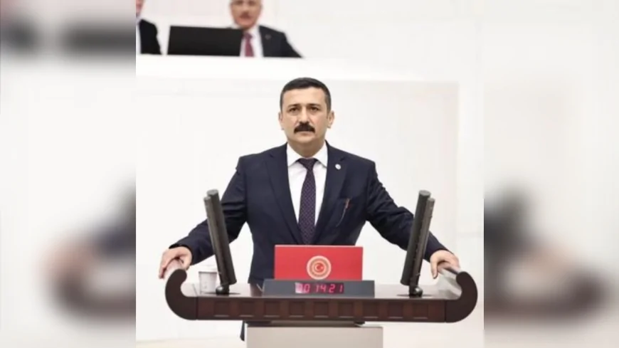 SELÇUK TÜRKOĞLU TBMM’DE BM’NİN 2803 SAYILI KARARINA TEPKİ GÖSTERDİ “MECLİS DEVRE DIŞI BIRAKILAMAZ, TÜRK ASKERİ MACERAYA SÜRÜKLENEMEZ”