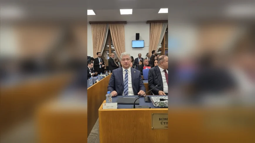 DEVA PARTİSİ SÖZCÜSÜ SADULLAH KISACIK: “VATANDAŞ ARABAYA DEĞİL VERGİYE BİNİYOR, KASA BOŞ DİYE TORBA TORBA YÜK BİNDİRİYORSUNUZ”