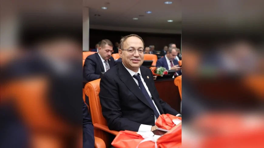 MHP’Lİ PROF. DR. İLYAS TOPSAKAL: “EĞİTİM TİCARİ ALAN DEĞİLDİR, ÖZEL OKULLAR VAKIFLAŞMALI VE ÇOCUKLAR MUTLU OLARAK YETİŞMELİDİR”