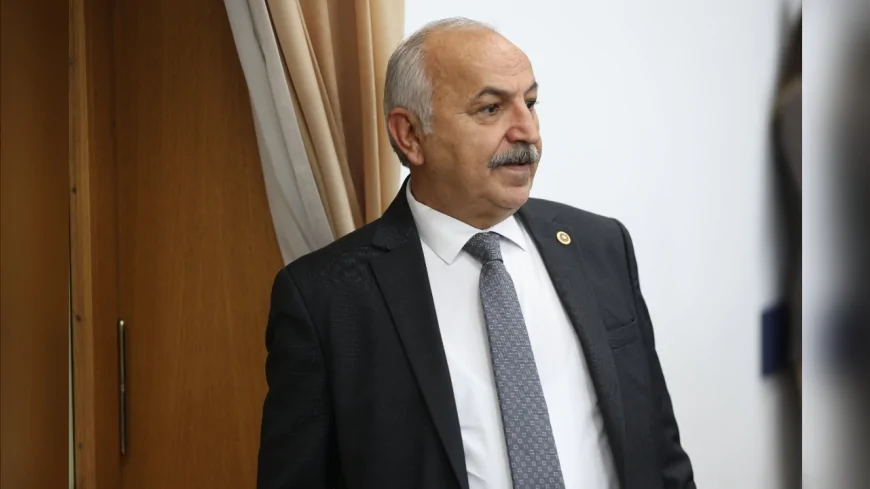 Mersin’de 17 Yaşındaki Onur Sayıloğlu’nun İnşaatta Yaşamını Yitirmesi TBMM’de Gündeme Geldi: CHP’li Talat Dinçer “Bu Bir Kaza Değil, Çocuk İşçiliğinin Yarattığı Cinayettir” Dedi