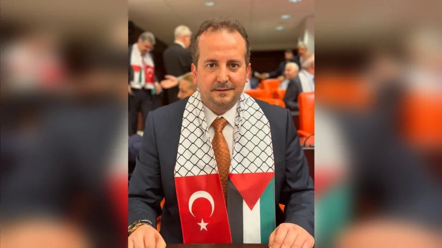 AK PARTİ’DEN SÖZLEŞMELİ ER AÇIKLAMASI: REFİK ÖZEN “2016’DAN BU YANA CİDDİ İYİLEŞTİRMELER YAPTIK, UZMAN ERBAŞLIĞA GEÇİŞTE TÜM BAŞARILI ADAYLAR ALINACAKTIR” DEDİ