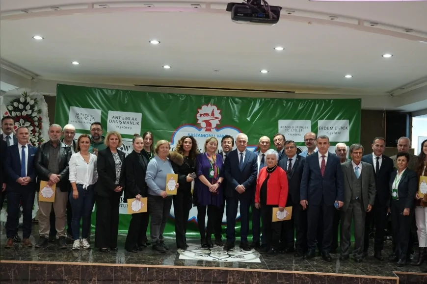 Ankara’daki Gençlik Buluşması Kastamonulu Üniversitelileri Bir Araya Getirdi ve Yeni Burs Destekleri Açıklandı