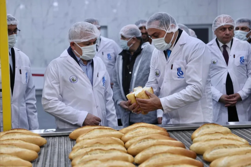 Sivas’ta Yeni Ekmek Fabrikası Hizmete Açıldı: Saatte 8 Bin Üretim Kapasitesine Sahip Tesis Açılış Töreniyle Tanıtıldı