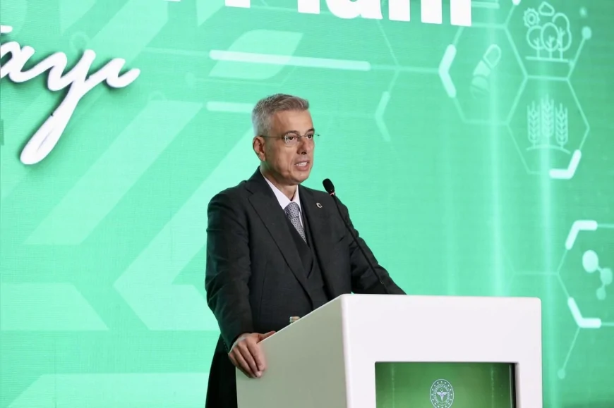 Ankara’da Başlayan 11. Türk Tıp Dünyası Kurultayı Üreten Sağlık Vizyonuyla Bilim İnsanlarını ve Uluslararası Sağlık Otoritelerini Bir Araya Getiriyor