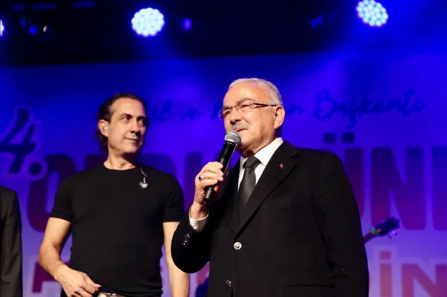 İstanbul’daki Ordu Tanıtım Günlerinde Ordu Büyükşehir Belediye Başkanı Mehmet Hilmi Güler’e Hemşehrilerinden Yoğun İlgi: “Gurbetçilerimizle Daha Da Güçlüyüz”