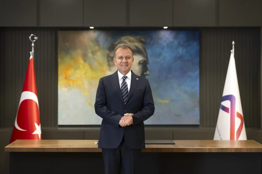 Mersin Büyükşehir Belediye Başkanı Vahap Seçer: “Öğretmenlerimiz Cumhuriyetimizin aydınlık geleceğinin en büyük güvencesidir”