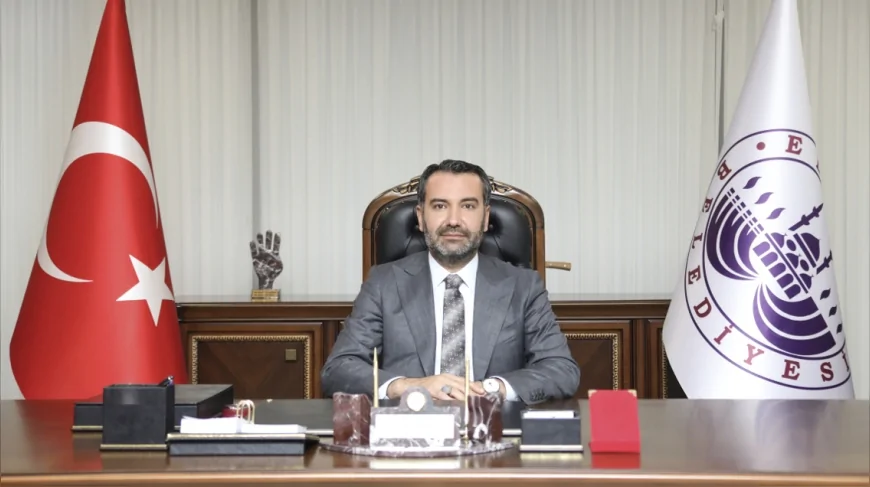 Elazığ Belediye Başkanı Şahin Şerifoğulları: “Geleceğimizi İnşa Eden Öğretmenlerimizin 24 Kasım Öğretmenler Günü’nü Kutluyorum”