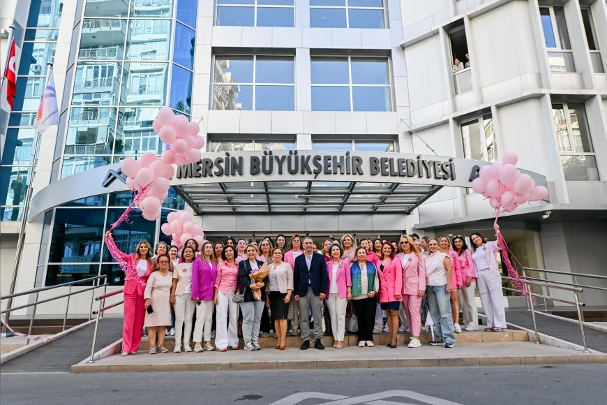 MERSİN BÜYÜKŞEHİR BELEDİYESİ’NİN EŞİTLİK VE GÜÇLENDİRME TEMELLİ HİZMETLERİ ŞİDDETE KARŞI KENT GENELİNDE DAYANAK NOKTASI OLUŞTURUYOR