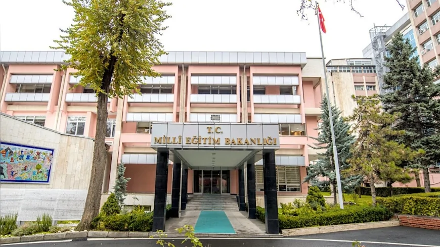 Millî Eğitim Bakanlığı 450 Şube Müdürü Ataması İçin Görevde Yükselme Yazılı Sınav Başvuru Duyurusunu Yayımladı