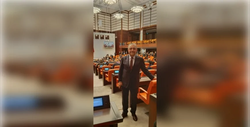 SEZGİN TANRIKULU’NDAN ADALET BAKANLIĞI 2026 BÜTÇESİNE AĞIR ELEŞTİRİ: “BEYAZ TOROSLARIN HAFIZASI MASAYA KONUYOR, AYM KARARLARI ÇİĞNENİRKEN TÜRKİYE HUKUK DEVLETİ OLARAK GÖRÜLMÜYOR”